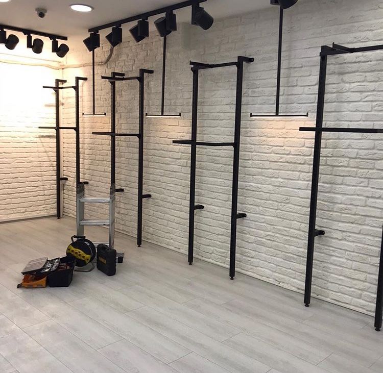 mẫu giá treo quần áo shop thời trang đẹp